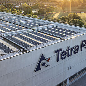 Solar_installation_copyright_Tetra_Pak_skaliert.jpg